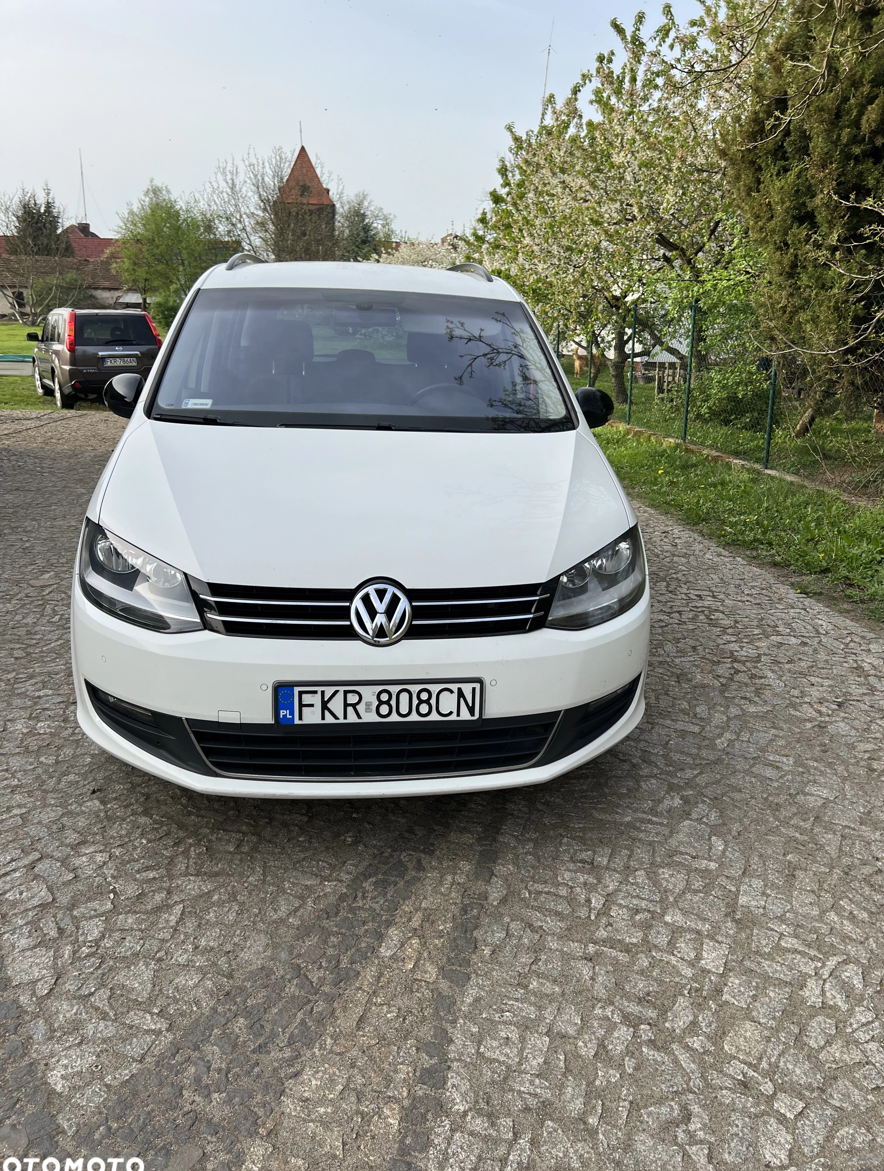 Volkswagen Sharan cena 39000 przebieg: 340000, rok produkcji 2012 z Dąbie małe 781